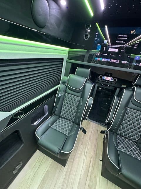 2022 Mercedes Sprinter - Image 11