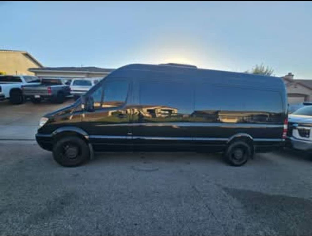 2013 Mercedes Sprinter 2500  bus