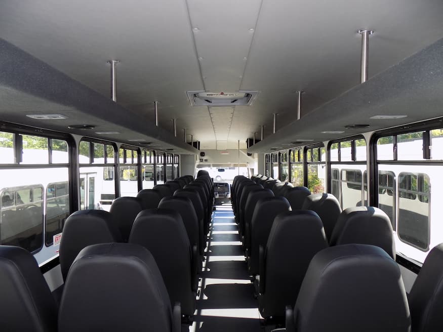 2025 Freightliner Glaval Legacy - Image 4