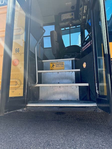 2009 Freightliner Thomas School Bus - Image 4