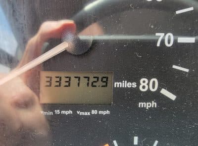 2010 Van Hool C2045 Coach Bus - Image 11