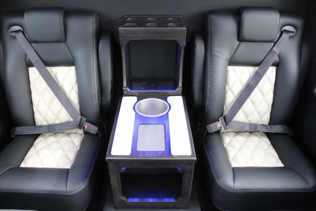 2024 LA West Executive Sprinter Van - Image 8