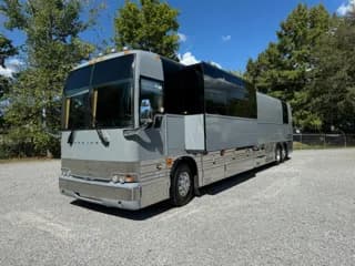 2009 Prevost (NFI) XLII bus