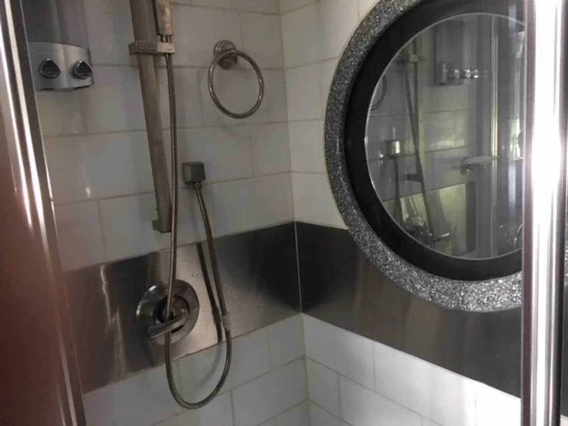 2000 Prevost Matharon Motorcoach - Image 6