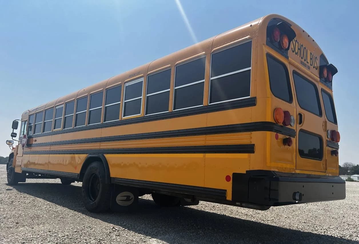 2017 Blue Bird Vision School Bus - Image 2