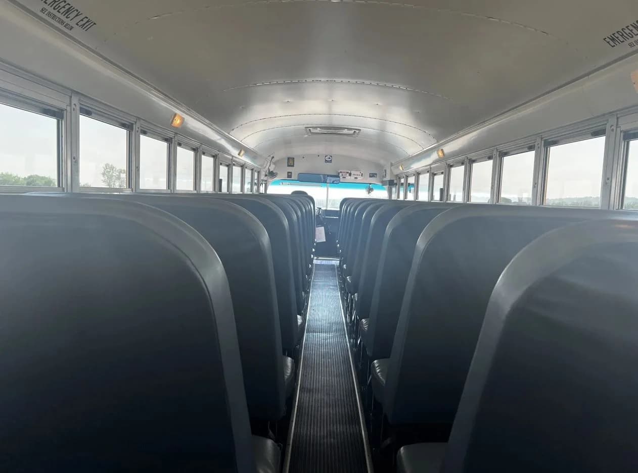 2017 Blue Bird Vision School Bus - Image 5