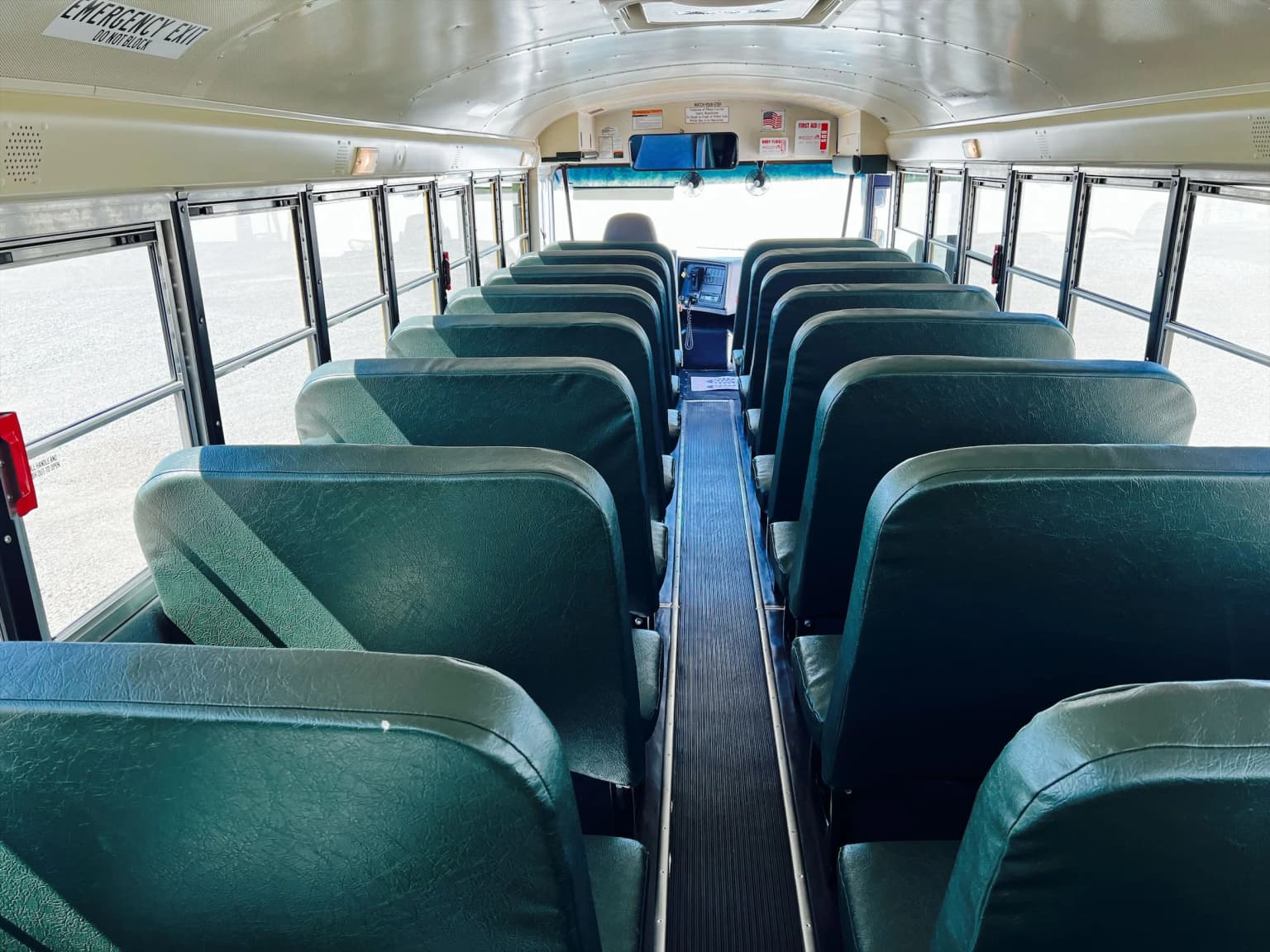 2015 International IC CE School Bus - Image 6