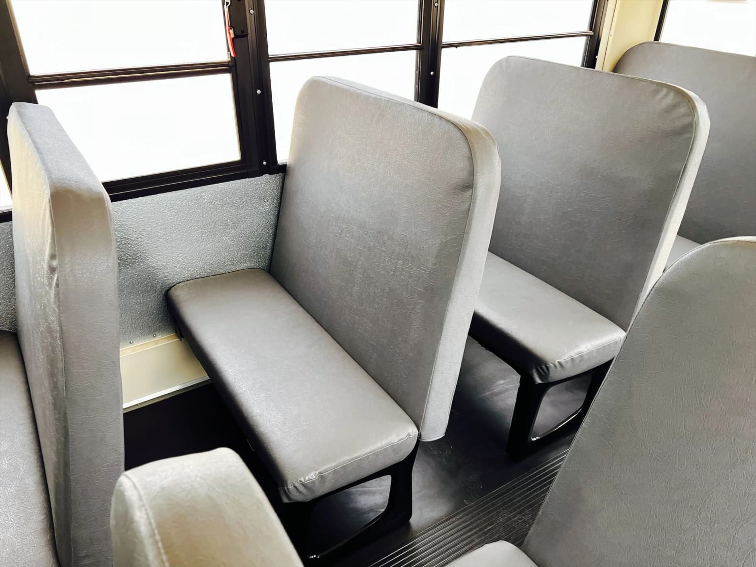 2018 International IC CE Activity Bus - Image 7