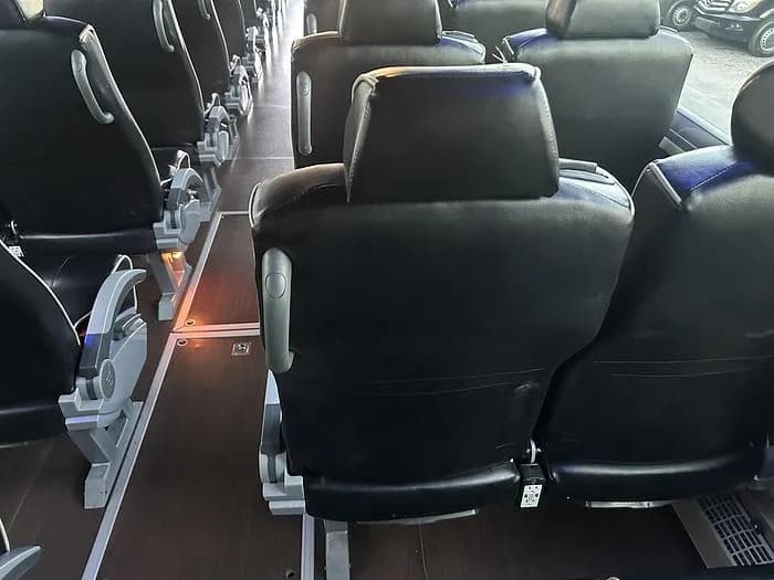 2018 Volvo 9700 Coach - Image 19