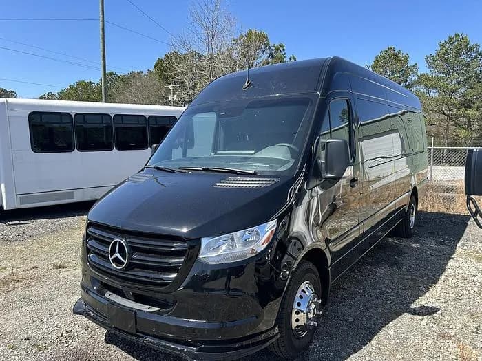 2023 Mercedes benz Sprinter 3500XD Van - Image 3