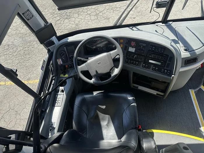 2023 Volvo 9700 Coach - Image 8