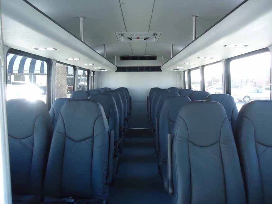 2025 Ford E450 Starcraft MVP Cutaway - Image 4