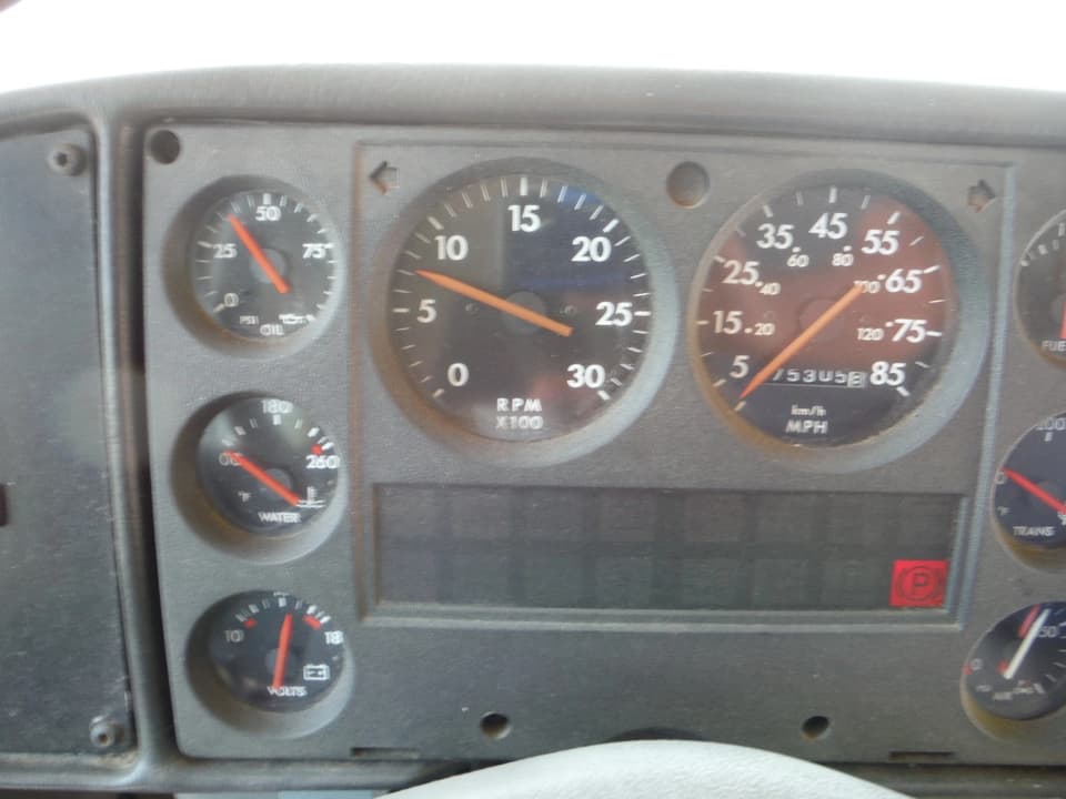 2001 Freightliner FS-65 School Bus - Image 13