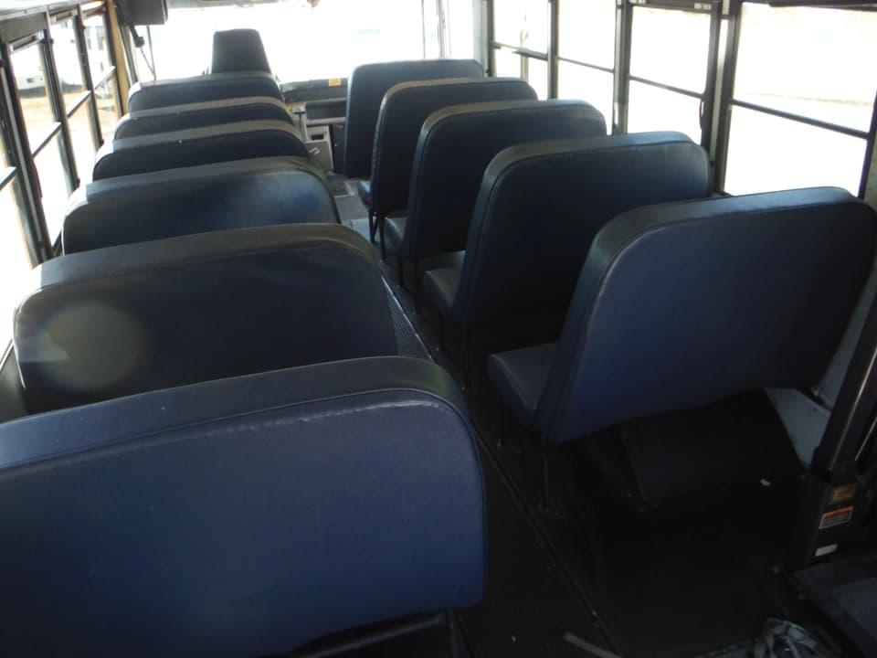 2001 Freightliner FS-65 School Bus - Image 20