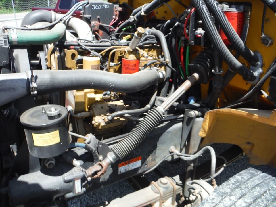 2001 Freightliner FS-65 School Bus - Image 21