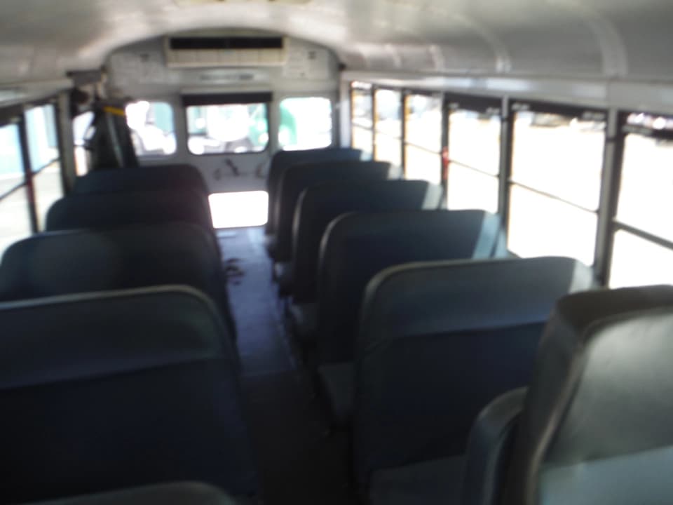 2001 Freightliner FS-65 School Bus - Image 23