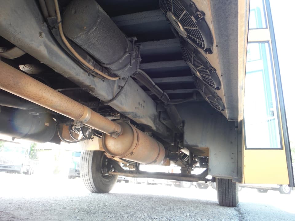 2001 Freightliner FS-65 School Bus - Image 27