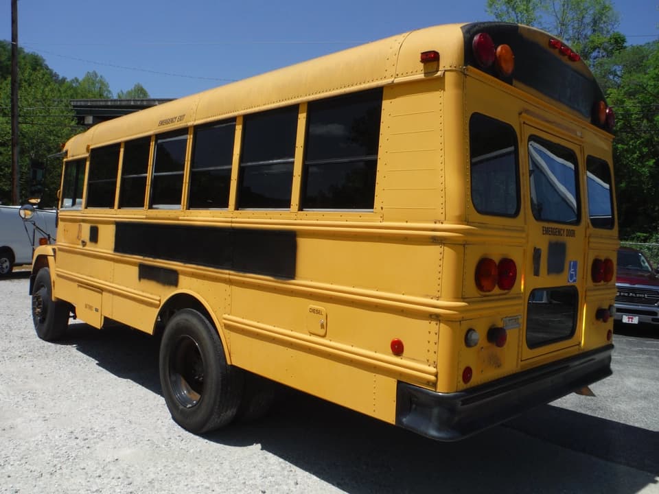 2001 Freightliner FS-65 School Bus - Image 3
