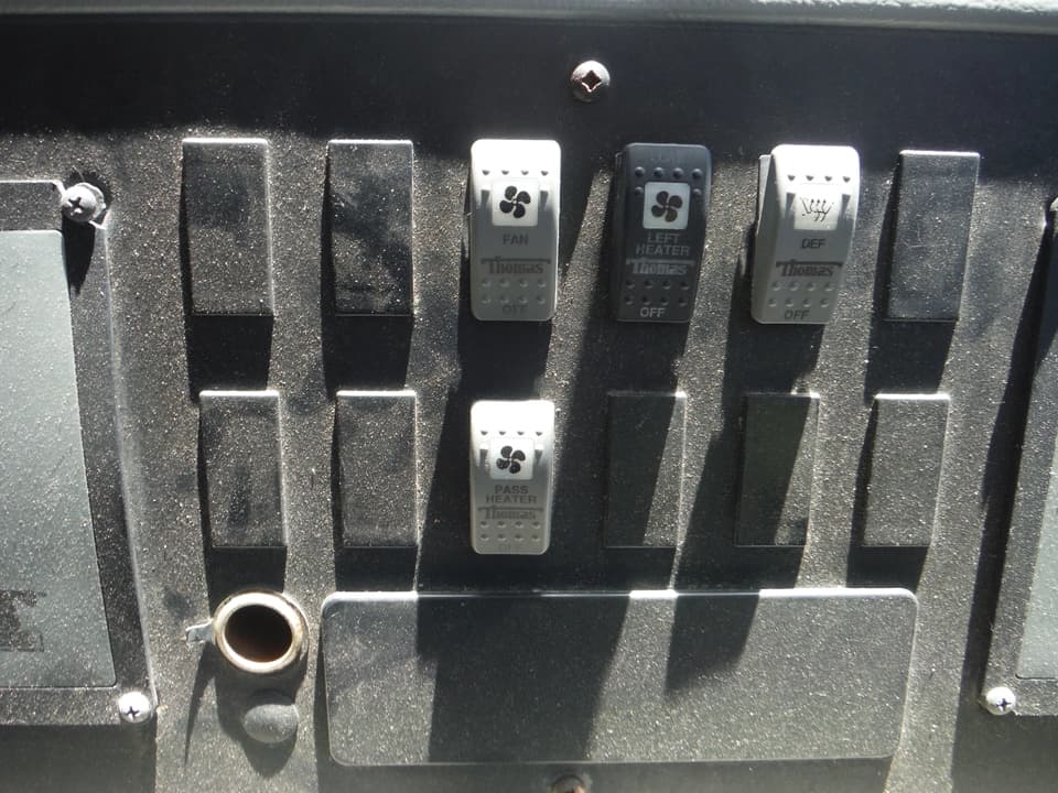 2001 Freightliner FS-65 School Bus - Image 9