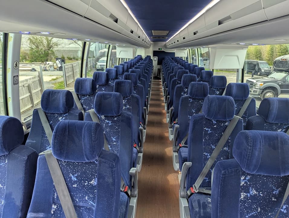 2016 Volvo 9700 Motor Coach - Image 8