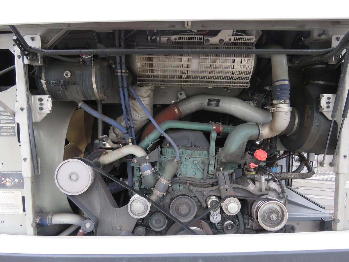 2017 Prevost X3-45 ADA Coach - Image 13