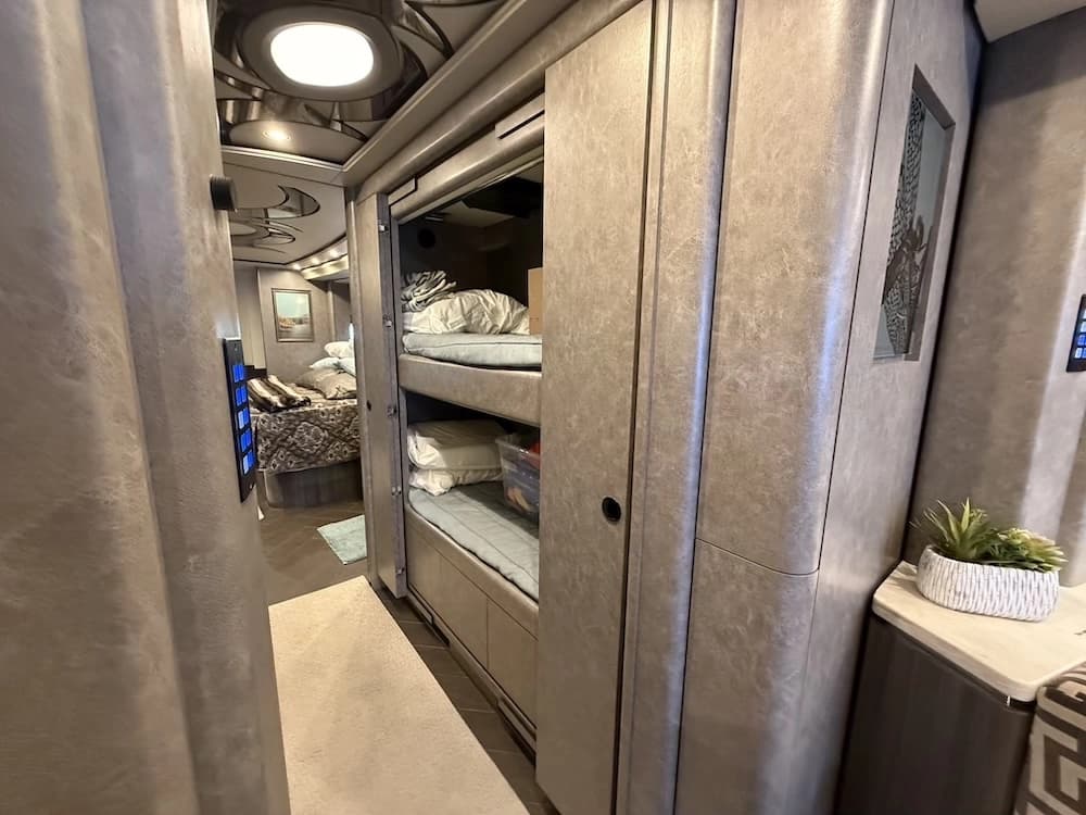 2018 Prevost X3 Motorcoach - Image 14