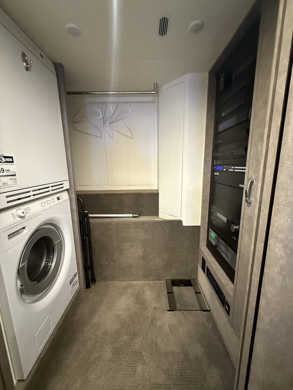 2018 Prevost X3 Motorcoach - Image 23