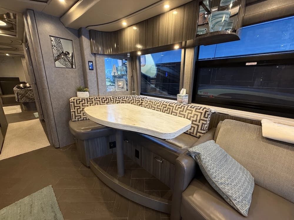 2018 Prevost X3 Motorcoach - Image 10