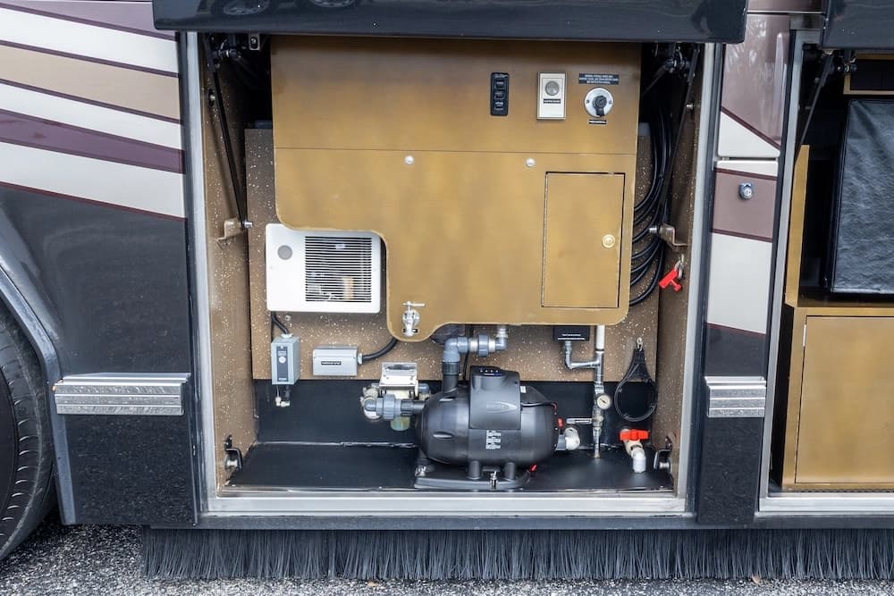 2007 Prevost Featherlite H3-45 Motorcoach - Image 36