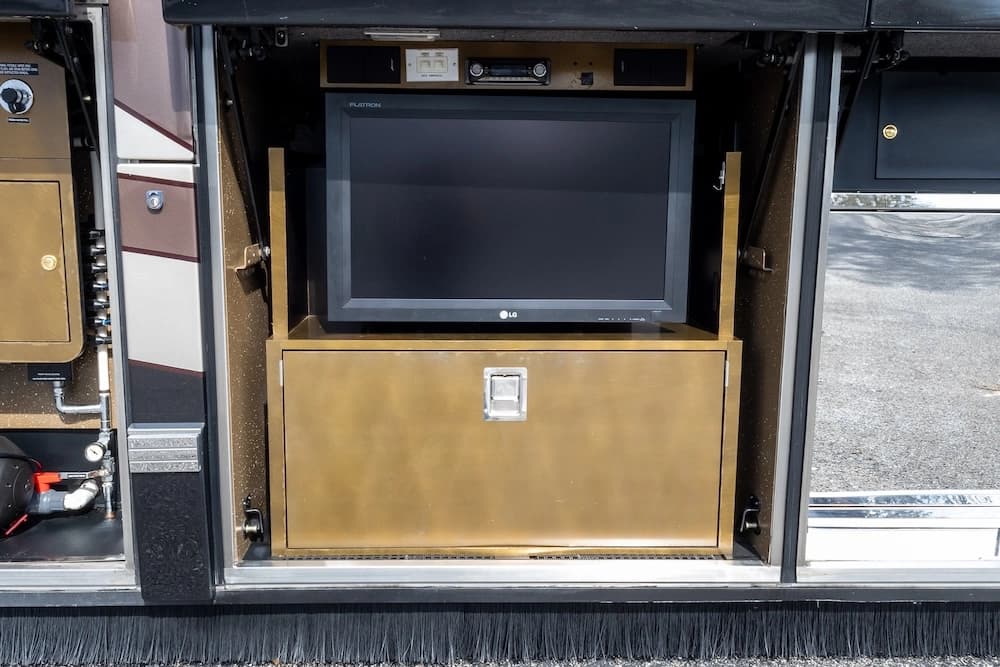 2007 Prevost Featherlite H3-45 Motorcoach - Image 37