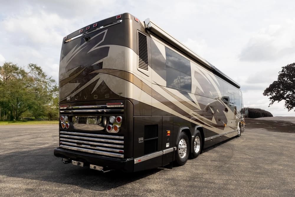 2007 Prevost Featherlite H3-45 Motorcoach - Image 5