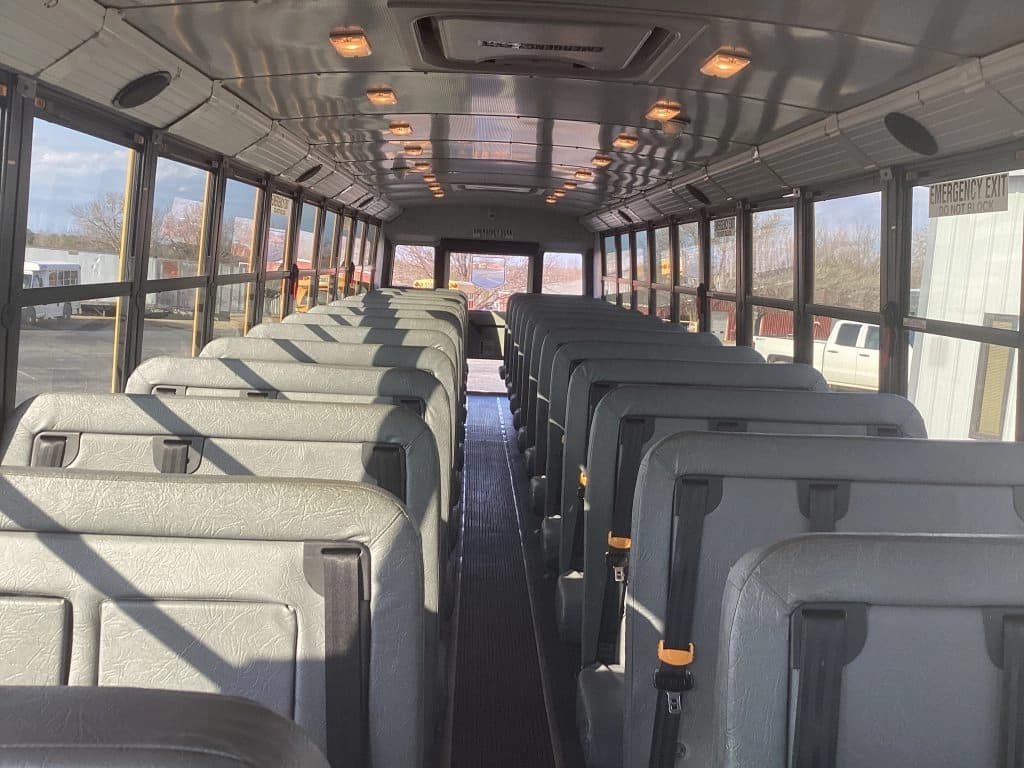 2015 Freightliner Thomas School Bus - Image 3