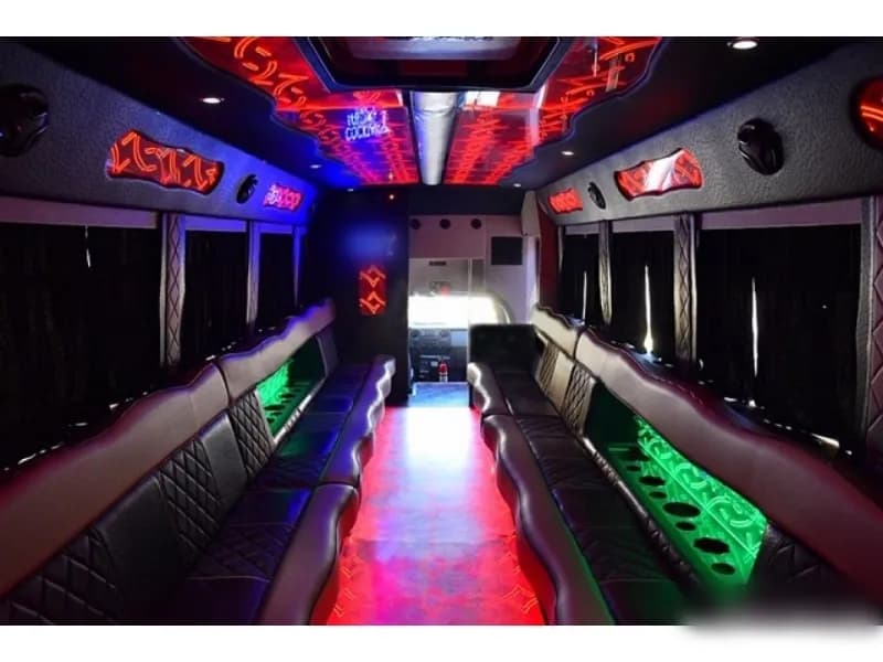 2011 Ford F-550 Party Bus - Image 6
