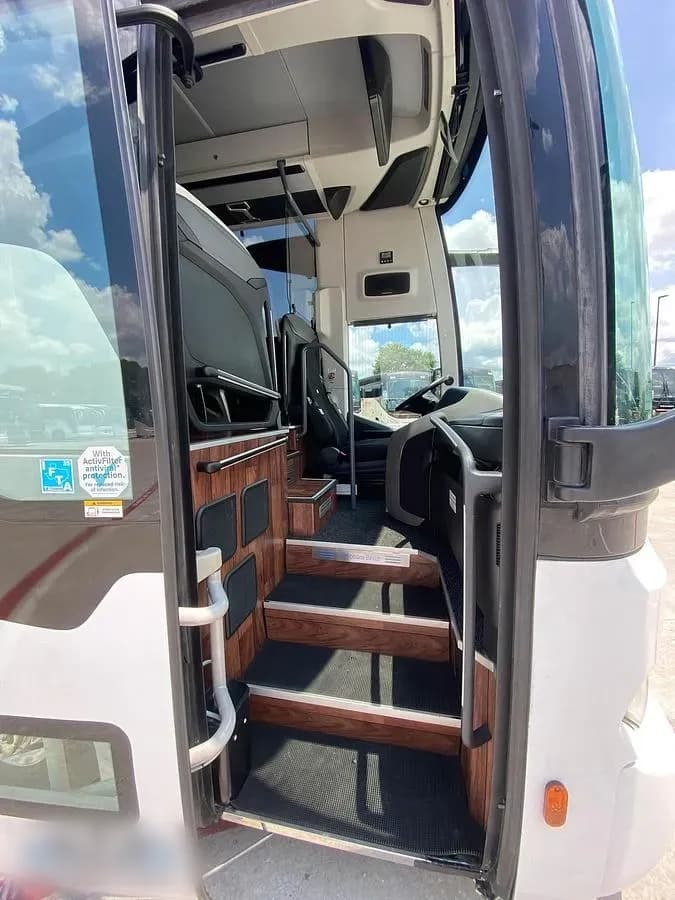 2024 Mercedes-Benz Tourrider - Image 5