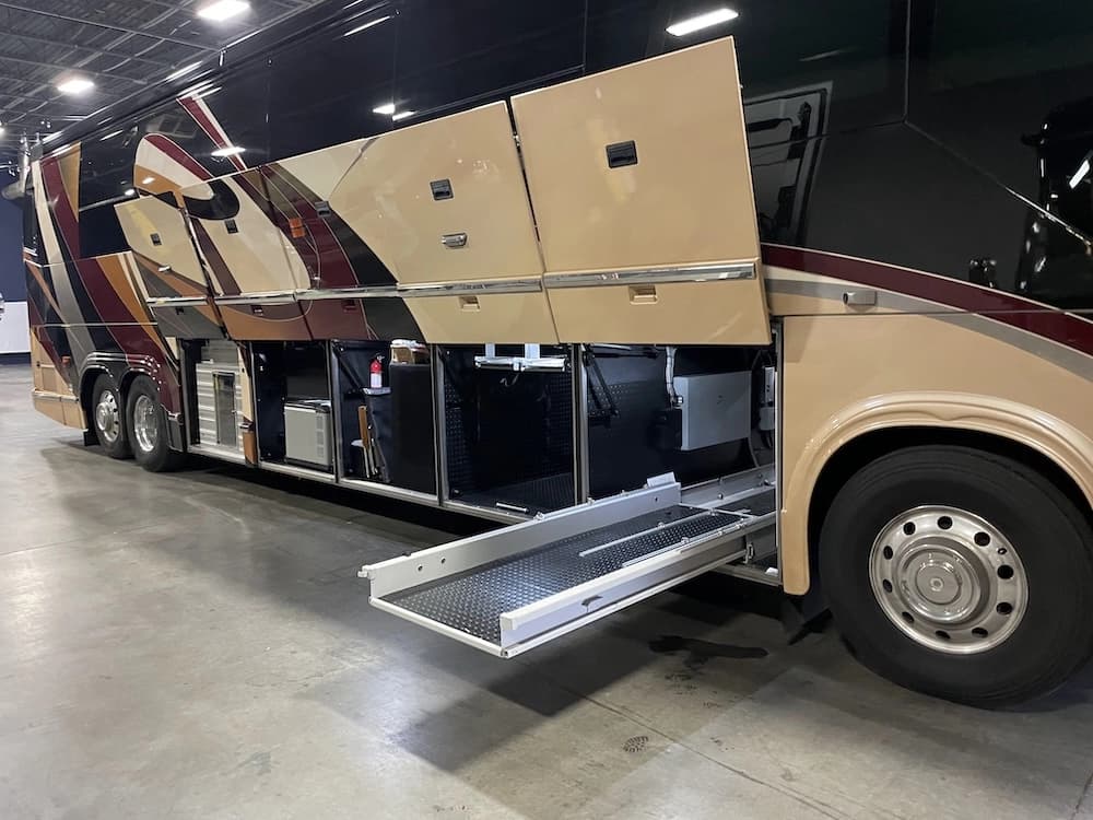 2014 Prevost Marathon H3-45 Motorhome - Image 27