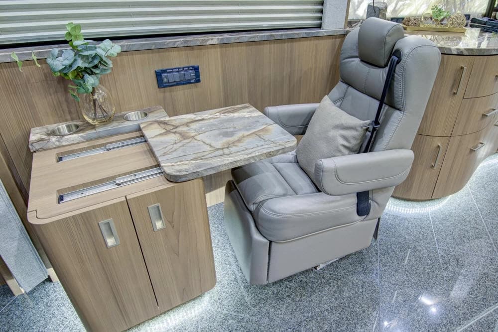 2024 Prevost Florida Coach X3 Motorhome - Image 14