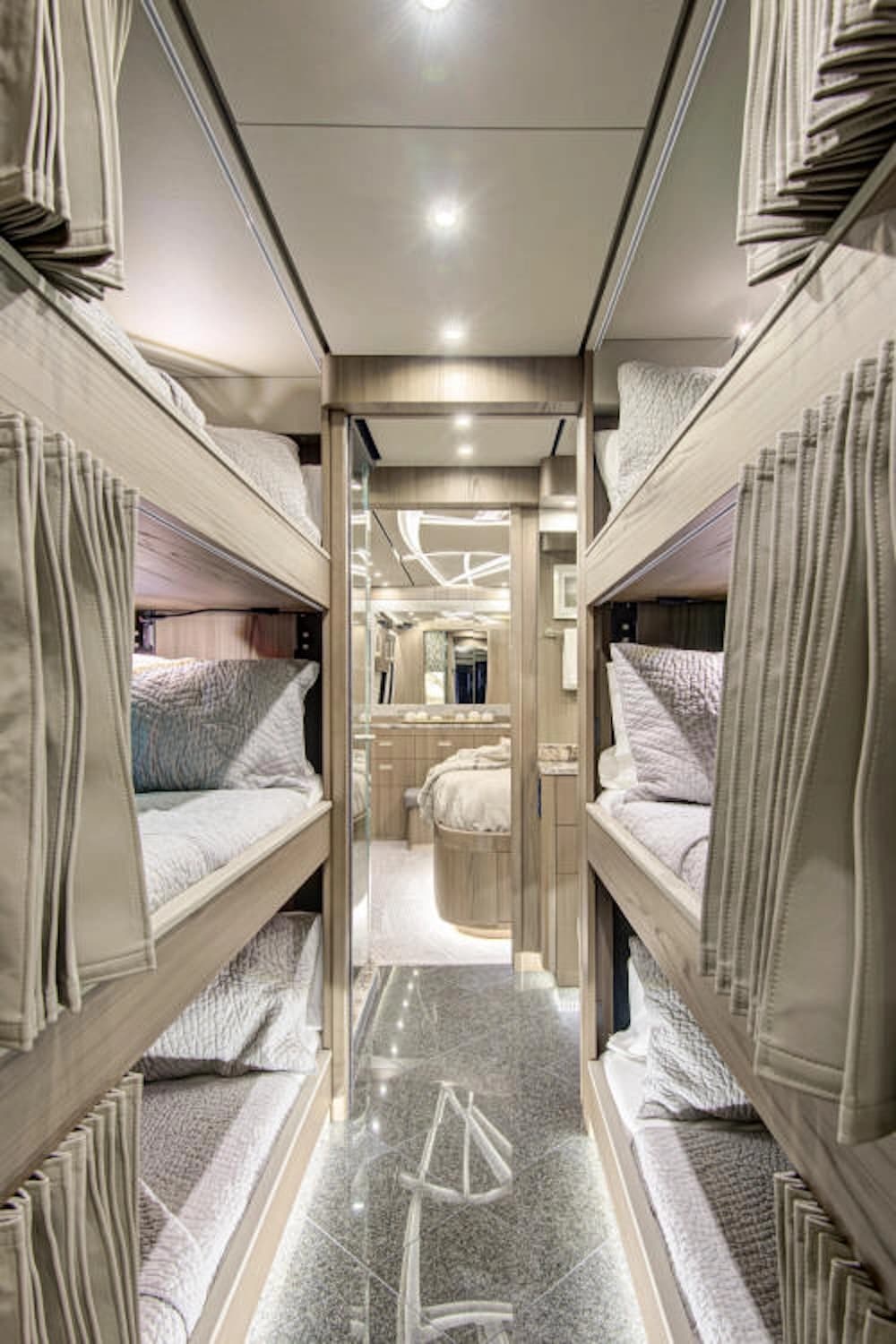 2024 Prevost Florida Coach X3 Motorhome - Image 20
