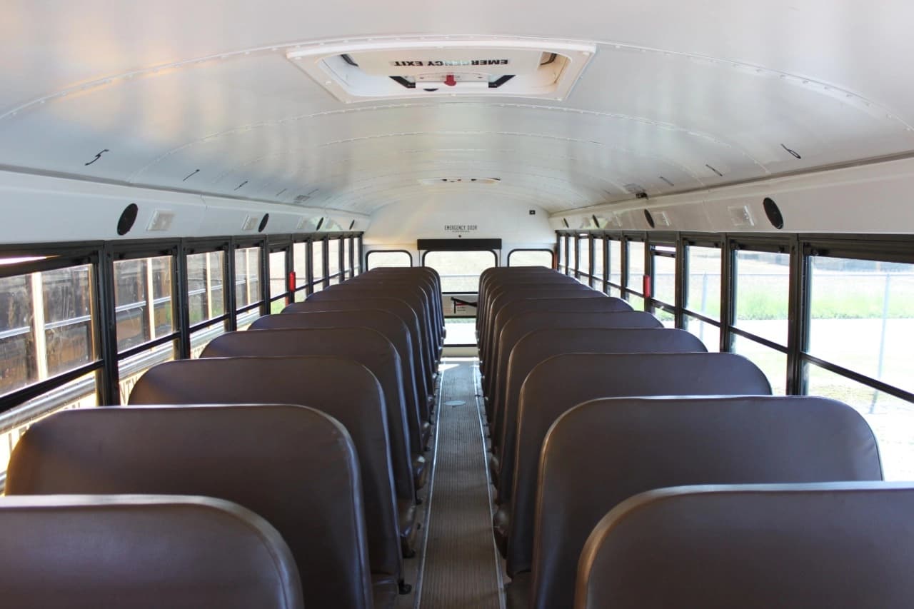 2021 Blue Bird Vision - Diesel School Bus - Image 3