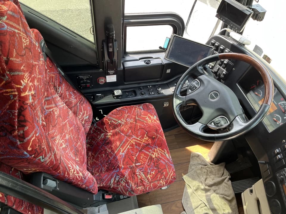 2015 Prevost H345 Coach Bus - Image 5