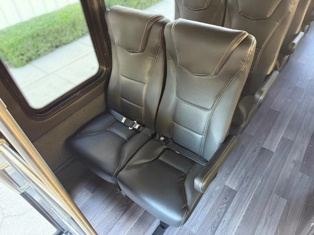 2026 Starcraft Allstar Executive Shuttle Bus - Image 6