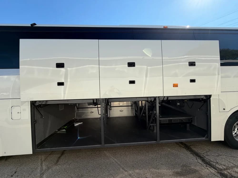 2025 Volvo 9700 - 2 Matching Available - Image 5