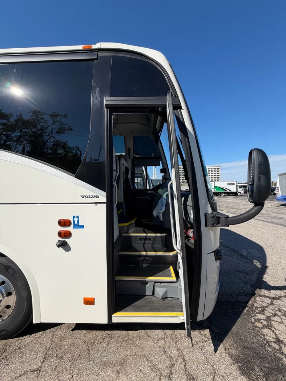 2025 Volvo 9700 - 2 Matching Available - Image 6