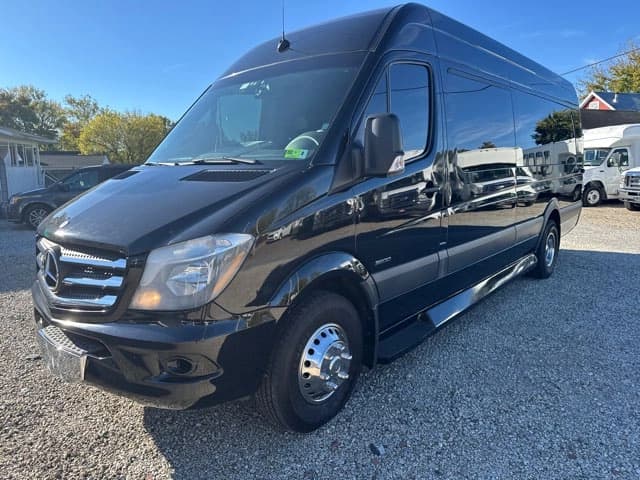 2014 Mercedes Benz Sprinter 3500 bus