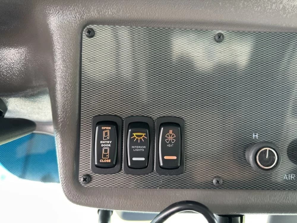 2022 Mercedes Sprinter 3500 - Image 13