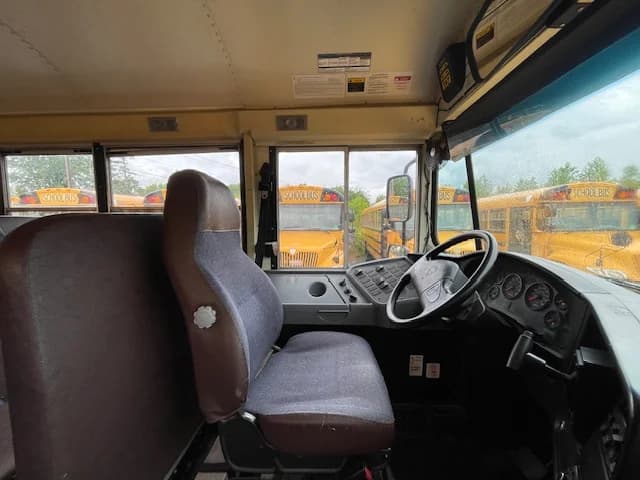 2012 International CE Diesel - Image 13