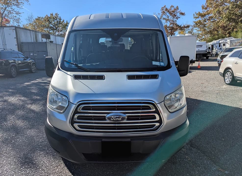 2015 Ford Transit 350 XLT Passenger Van - Image 8
