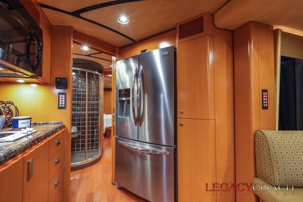 2006 Prevost Marathon H3-45 Coach - Image 12