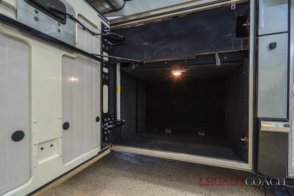 2006 Prevost Marathon H3-45 Coach - Image 50