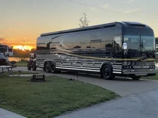 2007 Prevost Marathon XLII bus