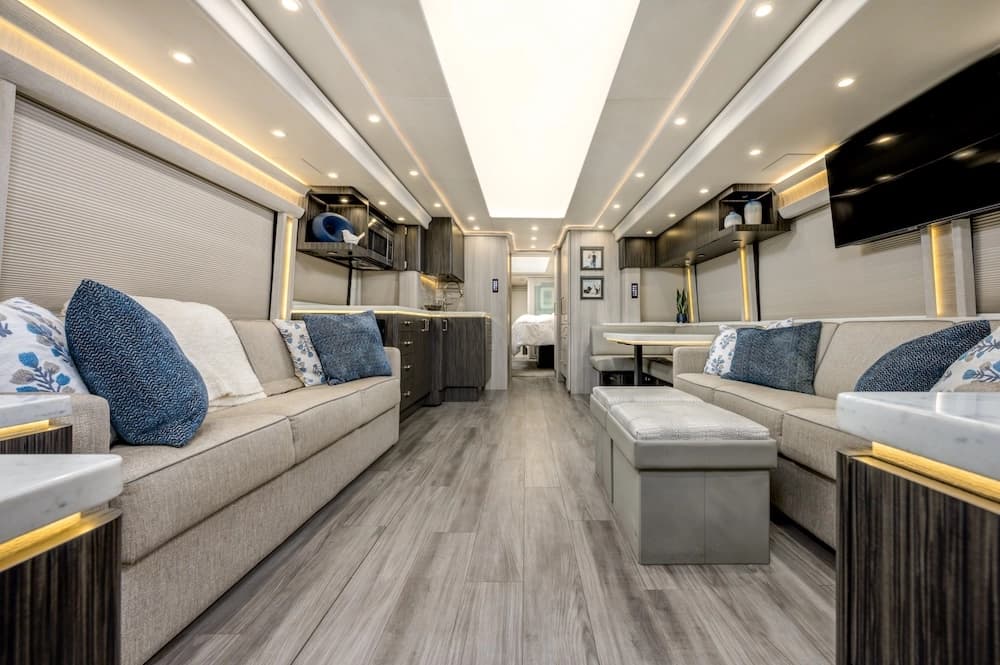 2021 Prevost Marathon H3-45 Motorhome - Image 2
